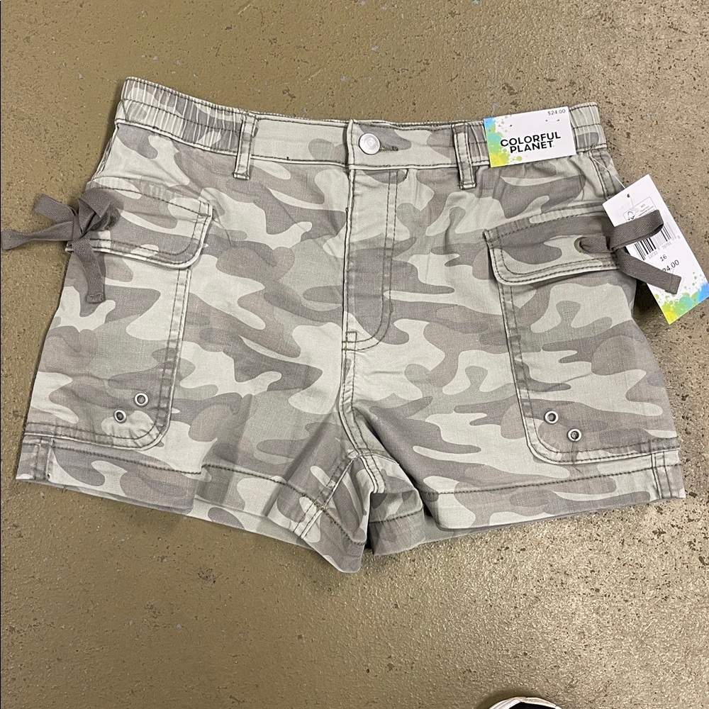 COLORFUL PLANET Camouflage Cargo Bow Shorts Girls Size 16 NWT